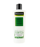 TRESemmé Flawless Waves Coconut Oil Conditioner 400 ml – Hydration & Definition for Curly Hair